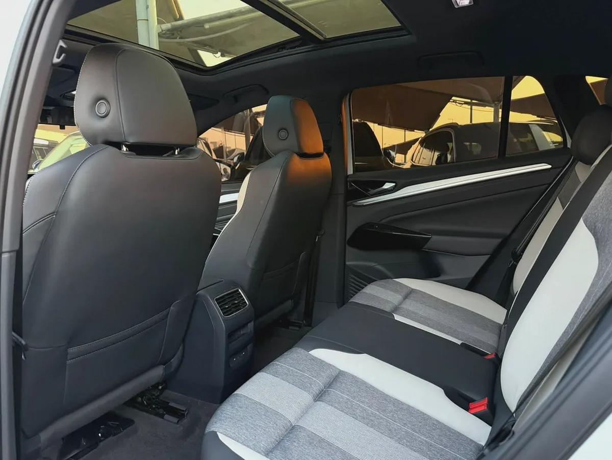 Volkswagen ID4 Cruzz pure +model 2022 import from china فولكس فاجن ID4 كروز بيور بلس موديل ٢٠٢٢ وارد-17-17