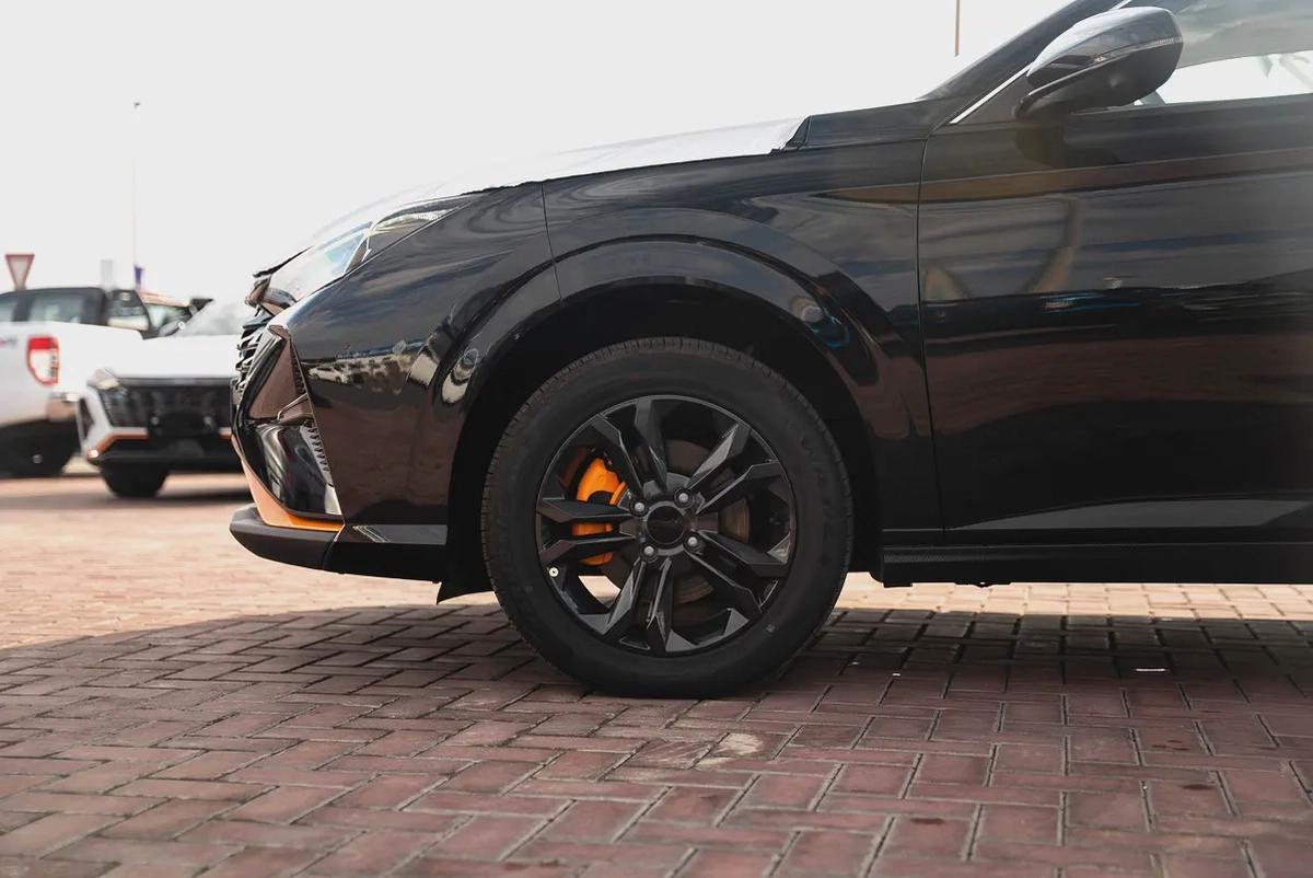 Dongfeng Shine 2026 GCC 1.5L 4 Cylinders Brand New For Export Only-1-1
