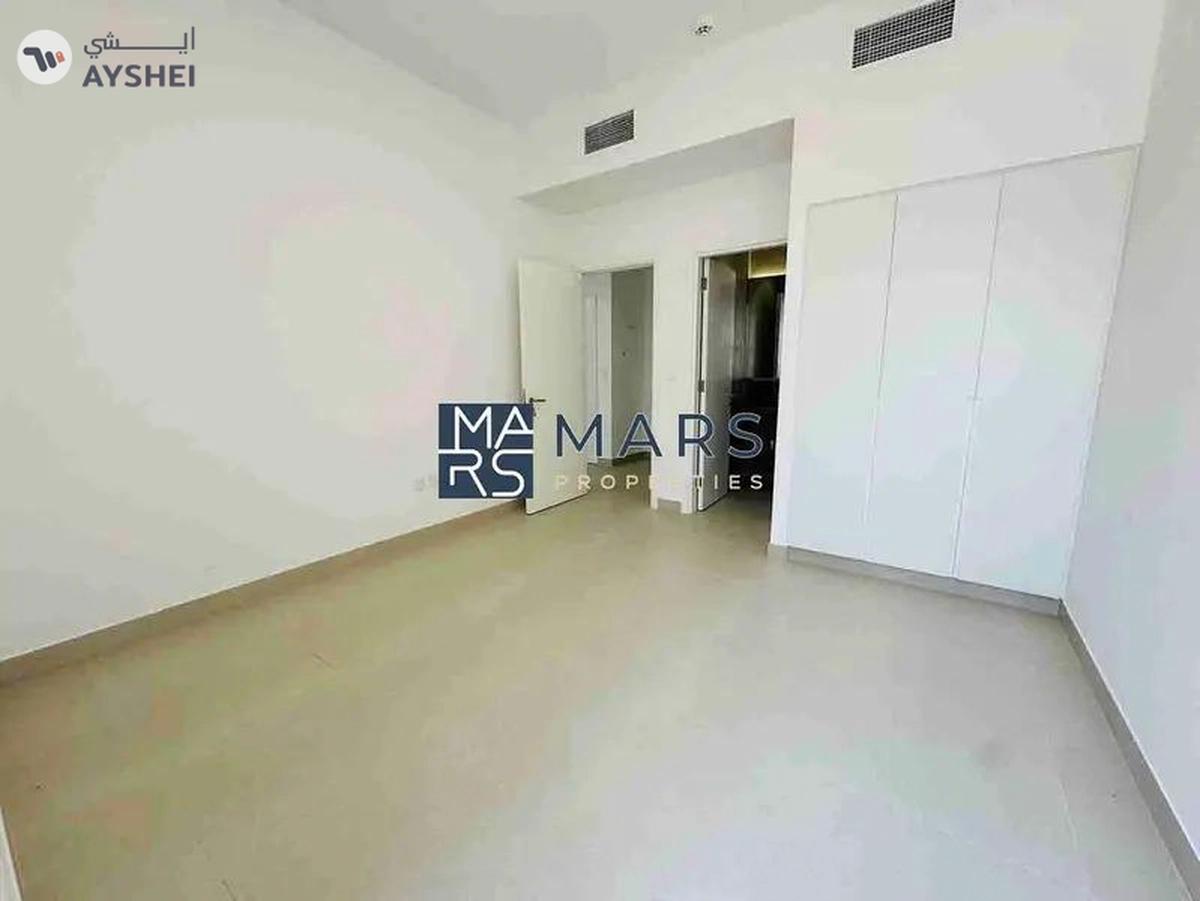 Single Row | Brand New Unit Ready To Move-10-10