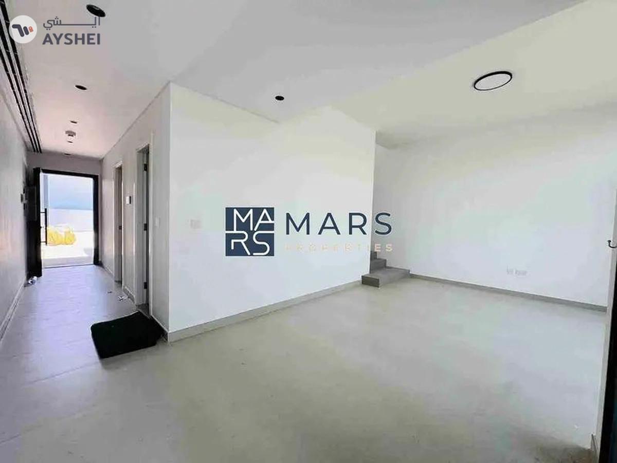 Single Row | Brand New Unit Ready To Move-2-2