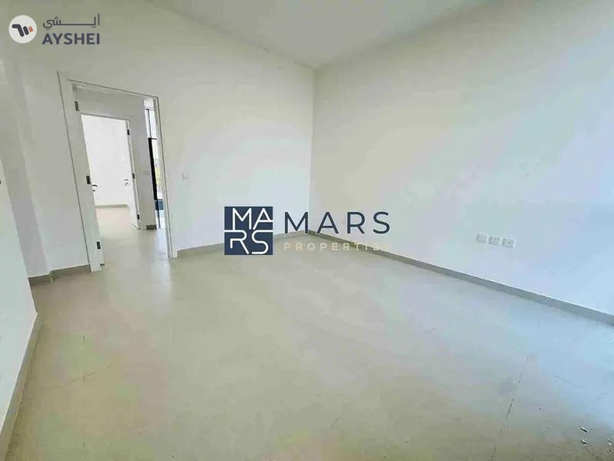 Single Row | Brand New Unit Ready To Move-6-6