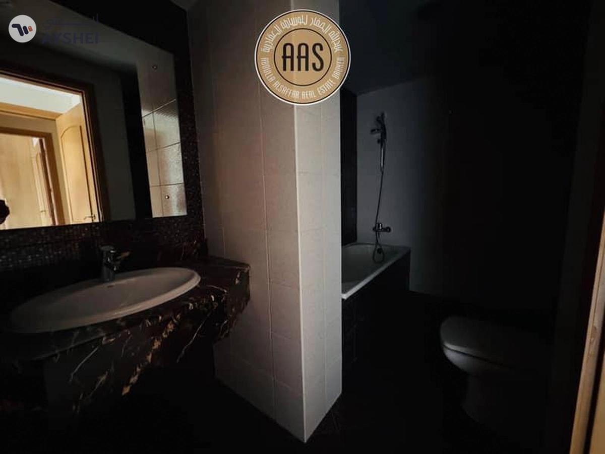 2BR in Marina | Big Layout | 130K in 4 Cheques-24-24