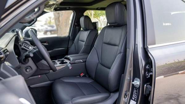Toyota Land Cruiser LC300 VXR 3.3D AT MY2025– GREY