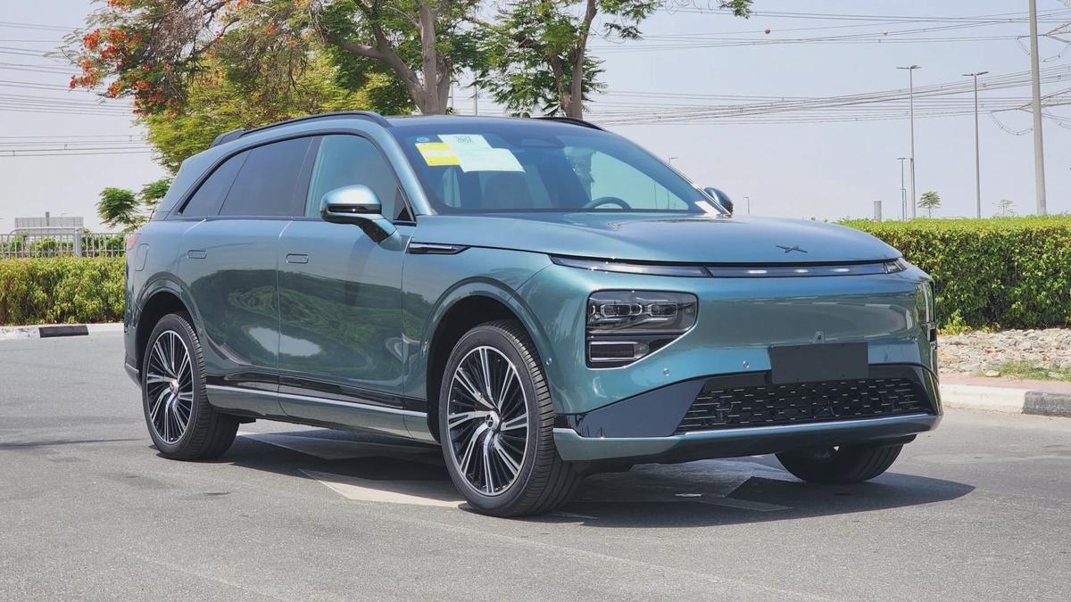 XPENG G9 Performance (Green)-0-0