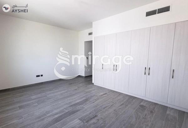 Villa for sale in Noya Viva, Noya