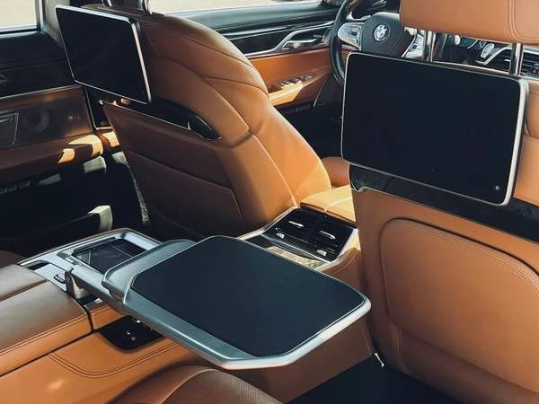 Bmw 750 Li executive gcc first owner clean car