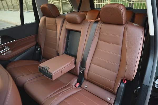RAMADAN OFFER - EMI 6,160 AED - MERCEDES GLS 450 2025 - 4 MATIC