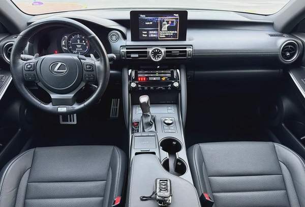 2021 Lexus IS 350 F Sport - American Specs - GCC Ready