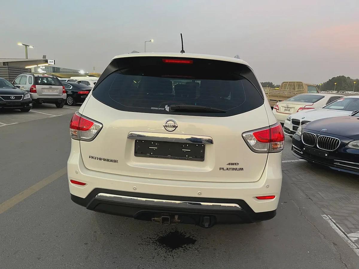 Nissan Pathfinder Platinum-5-5