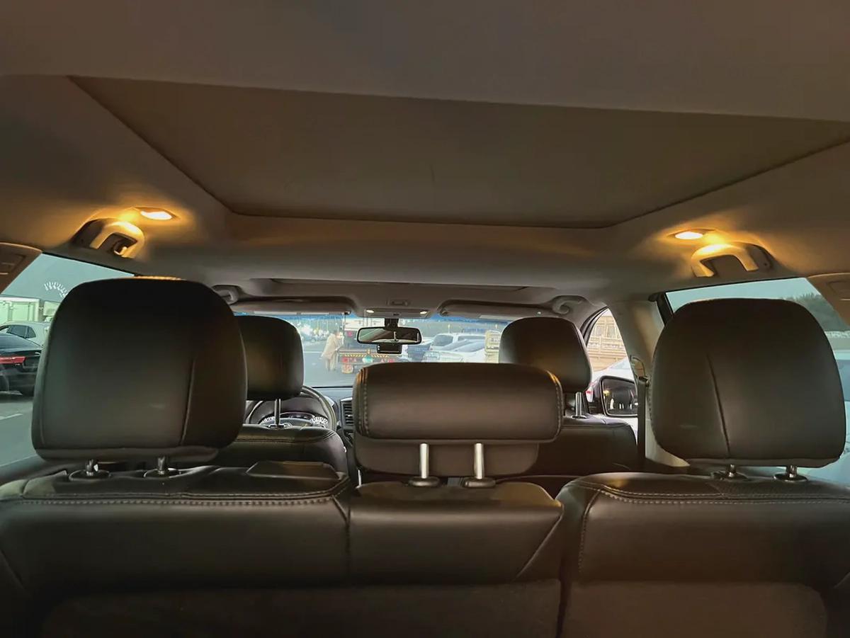 Nissan Pathfinder Platinum-10-10