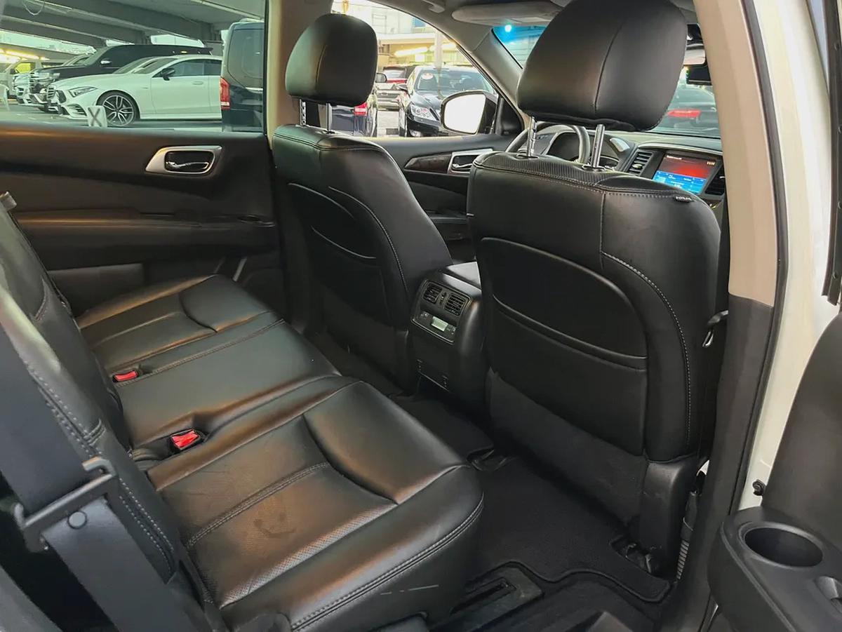 Nissan Pathfinder Platinum-12-12