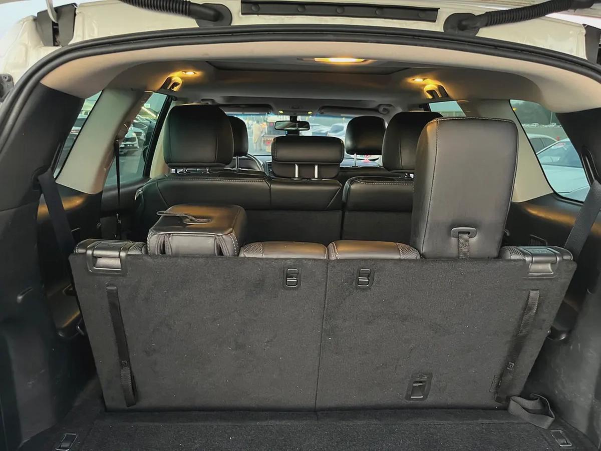 Nissan Pathfinder Platinum-13-13