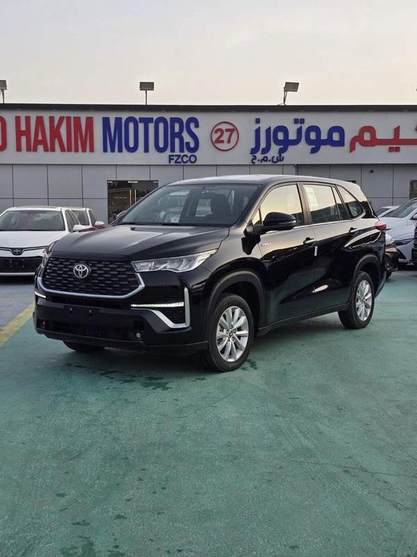 Toyota Innova 2.0L HyCross 7S Hybrid