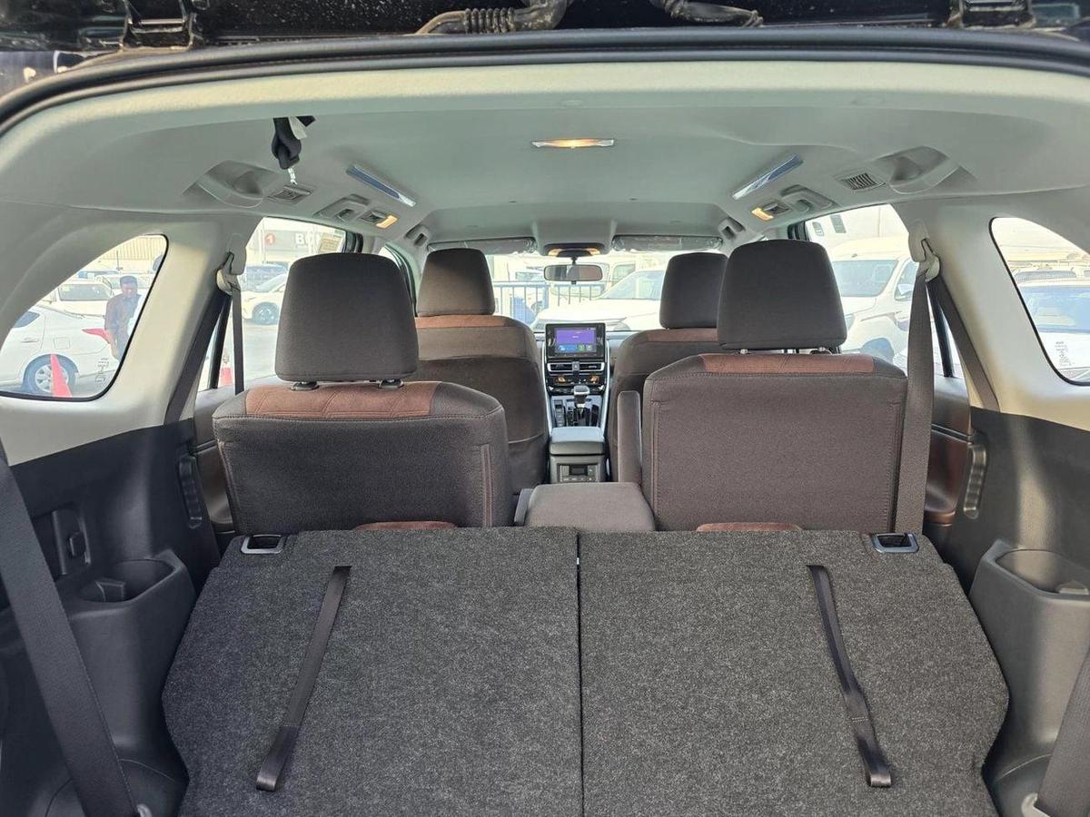 Toyota Innova 2.0L HyCross 7S Hybrid-14-14