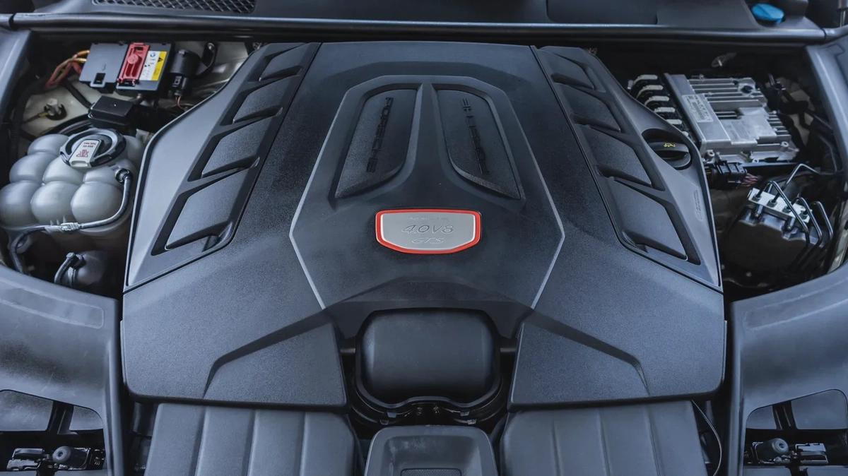 Porsche Cayenne GTS Coupé 2021-12-12