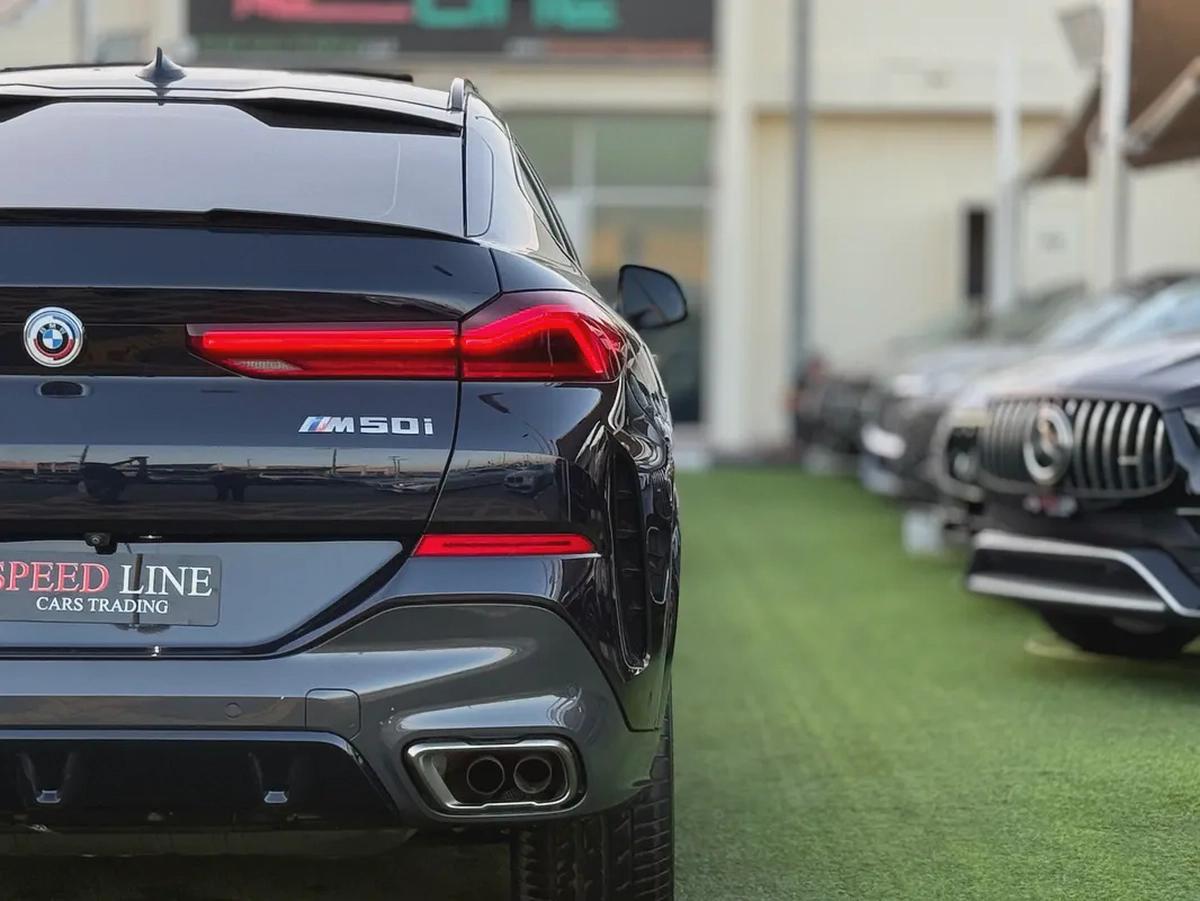 BMW X6 M50 V8 Under WarrantyService Gcc Free Paint-5-5