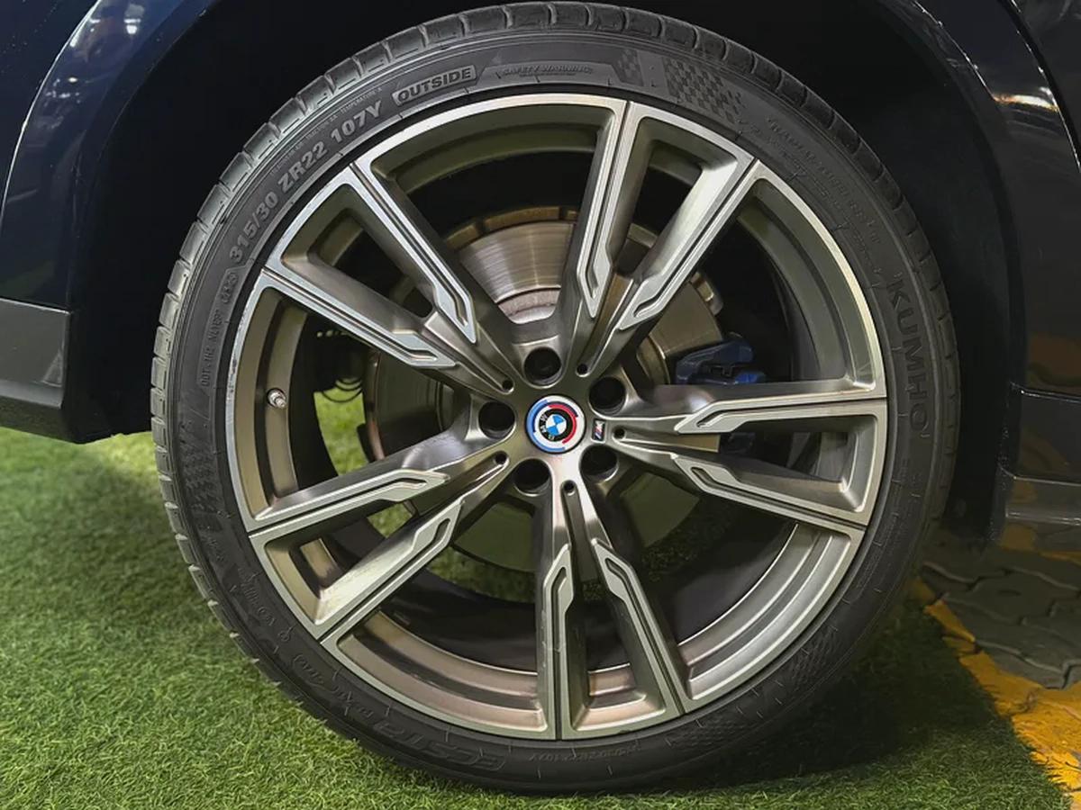 BMW X6 M50 V8 Under WarrantyService Gcc Free Paint-19-19