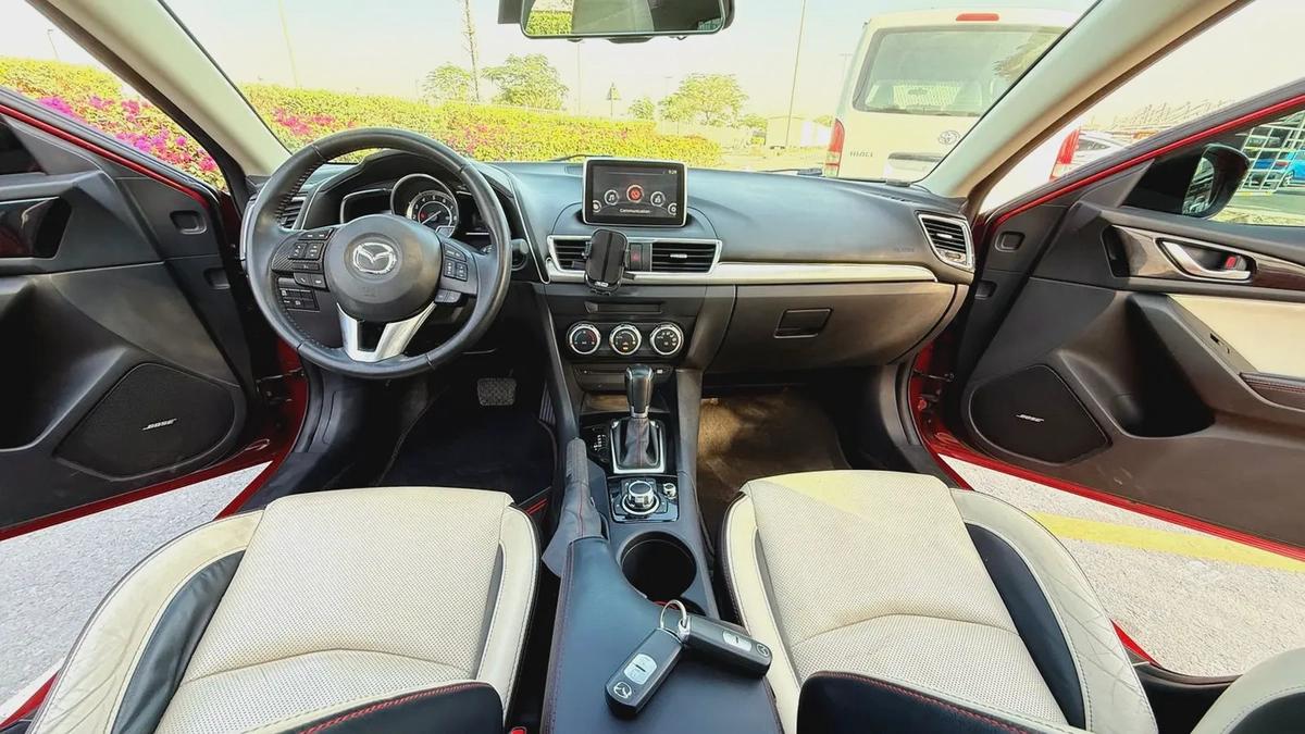GCC Specs Mazda 3 Select Sport 2015 - Reliable and Stylish!-9-9