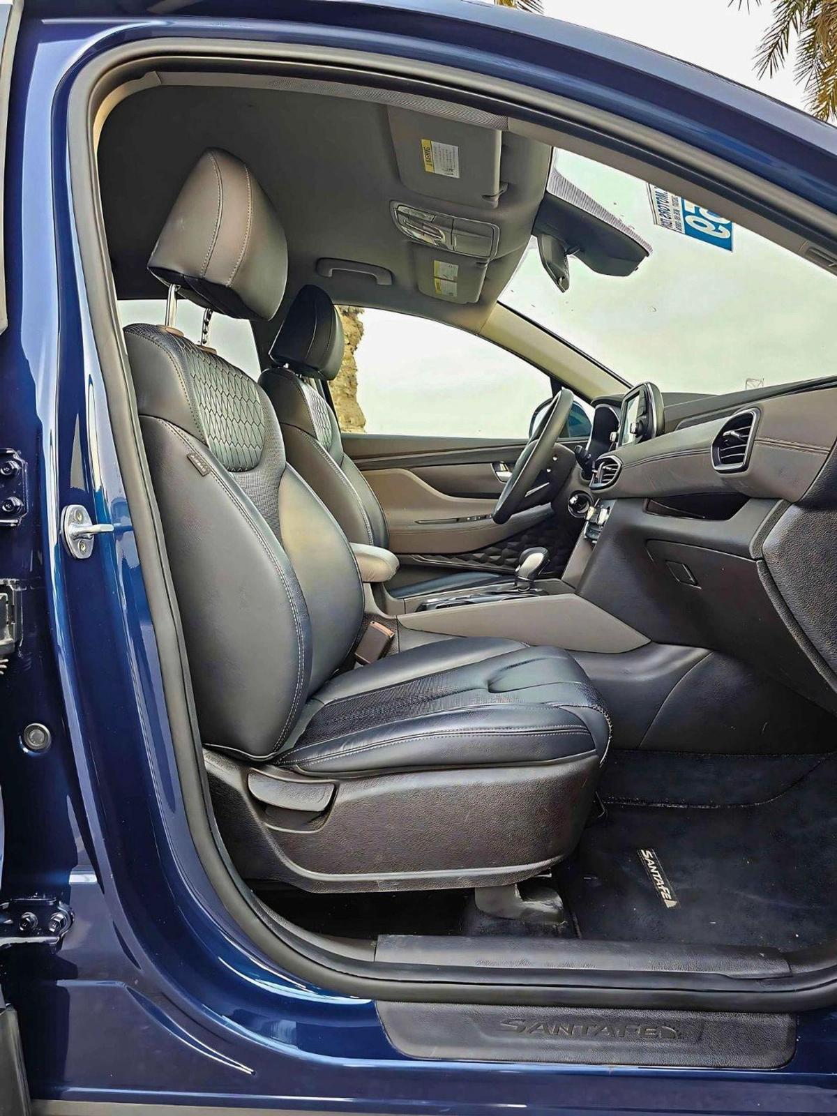 Hyundai Santa Fe SE/ RADAR/ LANE ASSIST/ LEATHER SEATS/ DVD CAMERA/ EXPORT ONLY / LOT# 35098-10-10