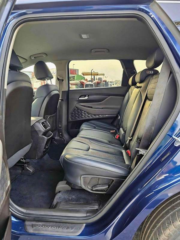 Hyundai Santa Fe SE/ RADAR/ LANE ASSIST/ LEATHER SEATS/ DVD CAMERA/ EXPORT ONLY / LOT# 35098