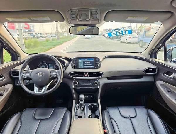 Hyundai Santa Fe SE/ RADAR/ LANE ASSIST/ LEATHER SEATS/ DVD CAMERA/ EXPORT ONLY / LOT# 35098