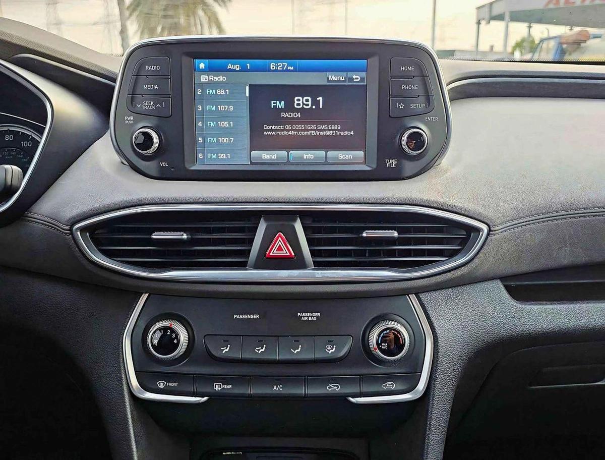 Hyundai Santa Fe SE/ RADAR/ LANE ASSIST/ LEATHER SEATS/ DVD CAMERA/ EXPORT ONLY / LOT# 35098-15-15