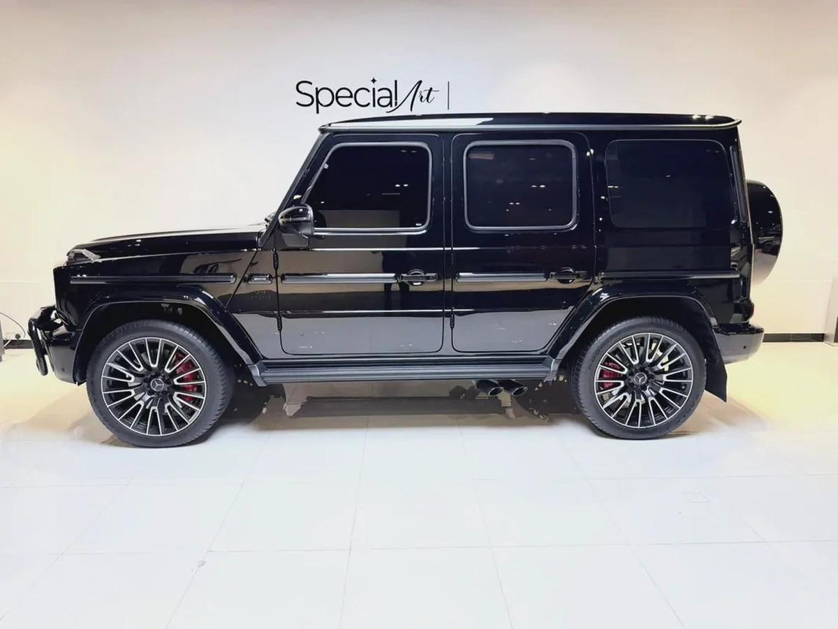 MERCEDES-BENZ G63 AMG V8 / 2025 / 5,600KMs ONLY / DOUBLE NIGHT PACKAGE-2-2