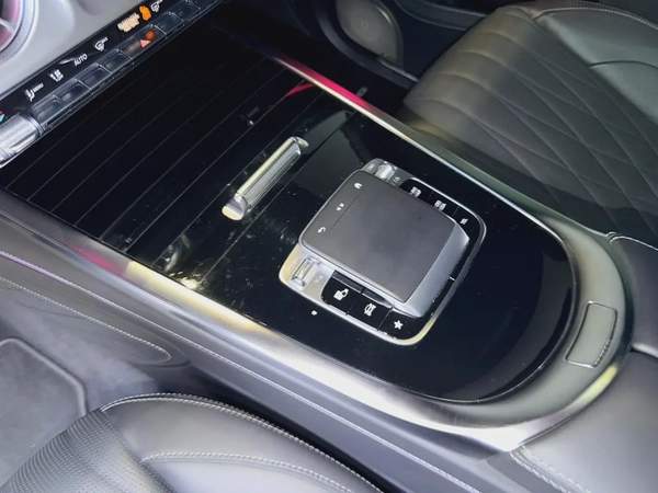 MERCEDES-BENZ G63 AMG V8 / 2025 / 5,600KMs ONLY / DOUBLE NIGHT PACKAGE