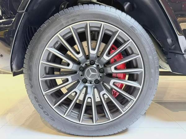 MERCEDES-BENZ G63 AMG V8 / 2025 / 5,600KMs ONLY / DOUBLE NIGHT PACKAGE