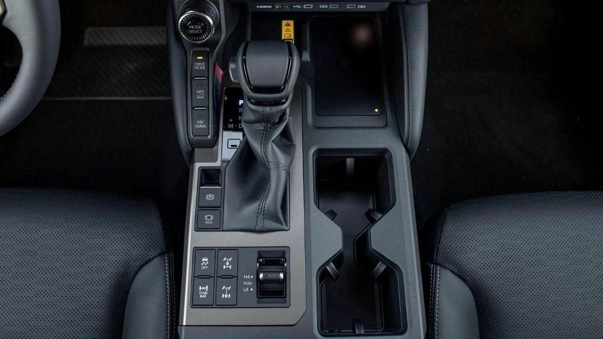 Toyota Prado 250 WX 2.4P AT ADVENTURE MY2025– BLACK-13-13