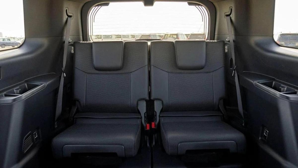 Toyota Prado 250 WX 2.4P AT ADVENTURE MY2025– BLACK-8-8