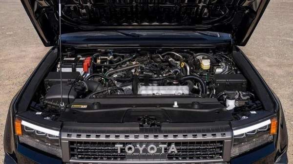 Toyota Prado 250 WX 2.4P AT ADVENTURE MY2025– BLACK