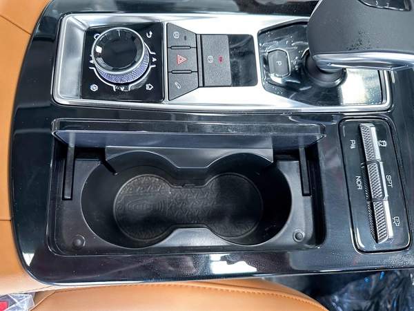 Jetour X70 Plus Luxury 2025