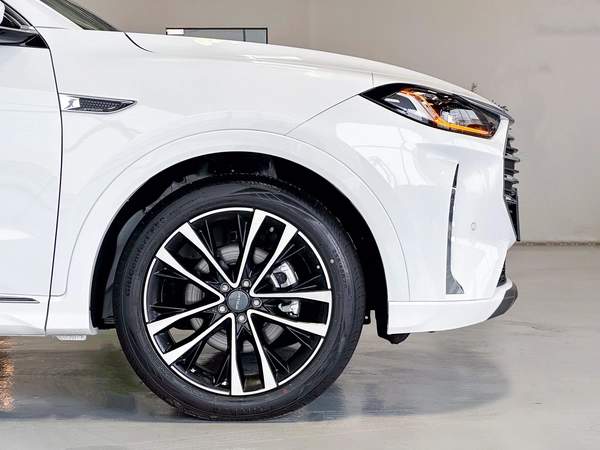 Jetour X70 Plus Luxury 2025