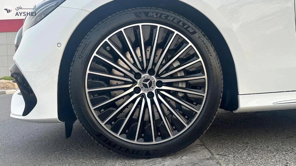 Mercedes-Benz E200 2026 GCC Agency Warranty 0 KM-22-22