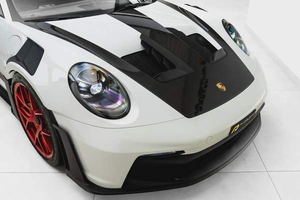 2023 PORSCHE 911 GT3 RS WEISSACH. CARBON CERAMIC BRAKES. SUSPENSION LIFTER. HIGH SPEC. MAIN DEALER S