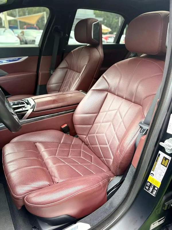 BMW 760i X DRIVE V VIP 2023 Zero Accidents Perfect Condition M Sport Package Full option