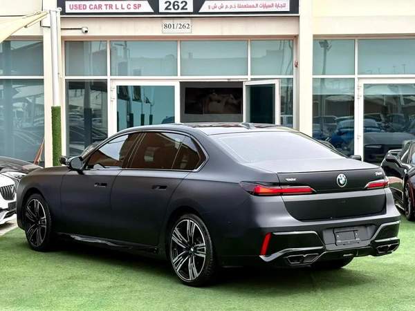 BMW 760i X DRIVE V VIP 2023 Zero Accidents Perfect Condition M Sport Package Full option