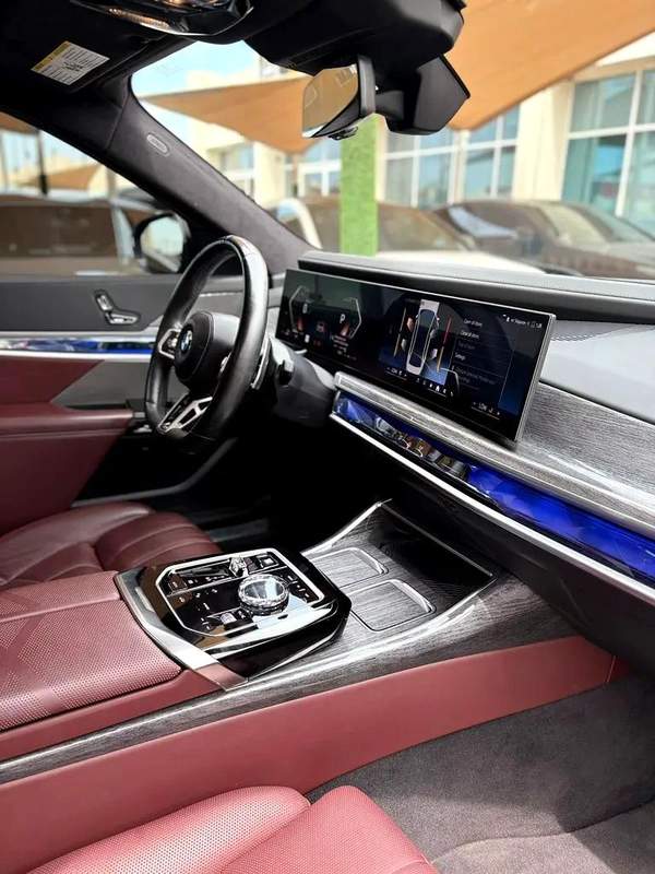 BMW 760i X DRIVE V VIP 2023 Zero Accidents Perfect Condition M Sport Package Full option
