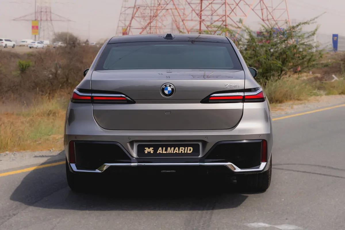 BMW 735i Luxury + M Kit – 2026 | Brand New | GCC | AED 410,000-2-2