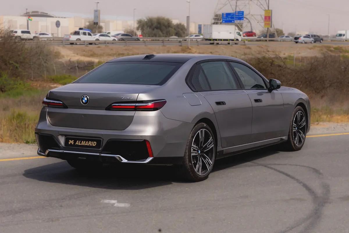 BMW 735i Luxury + M Kit – 2026 | Brand New | GCC | AED 410,000-3-3