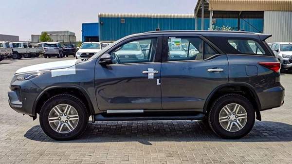 Toyota Fortuner FORTUNER 2.7L AT 4WD 7SETER