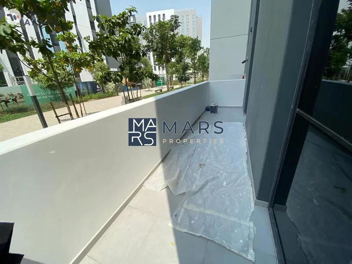 Spacious 1bedroom apartment with huge baclony in aljada community for sale-9-9