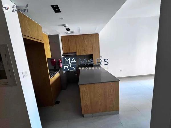 Luxurious brand new one bedroom with balcony & all facilities available