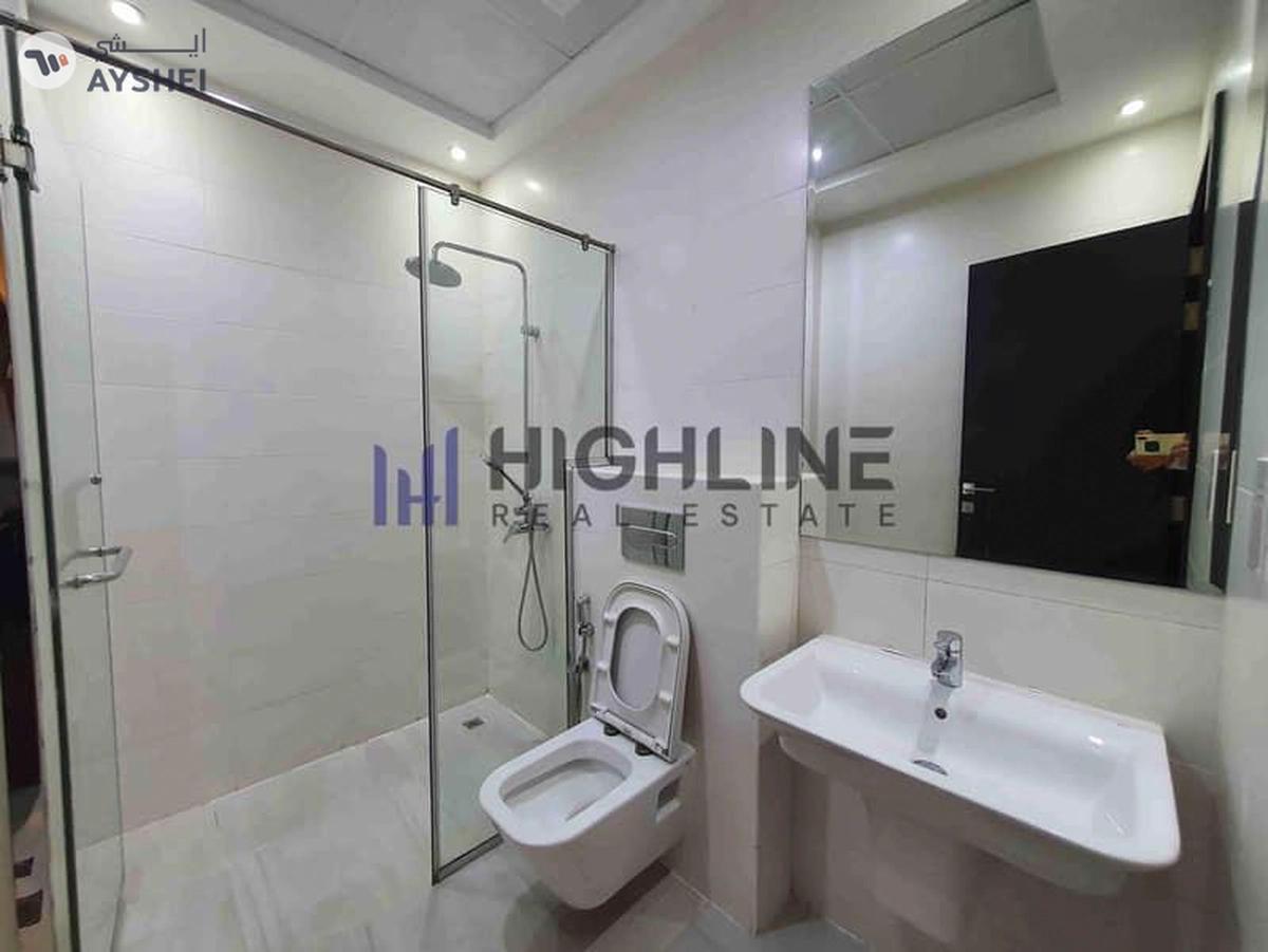 Luxury 5-Bedroom Villa service block & poo-9-9