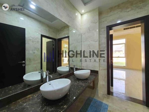 Luxury 5-Bedroom Villa service block & poo