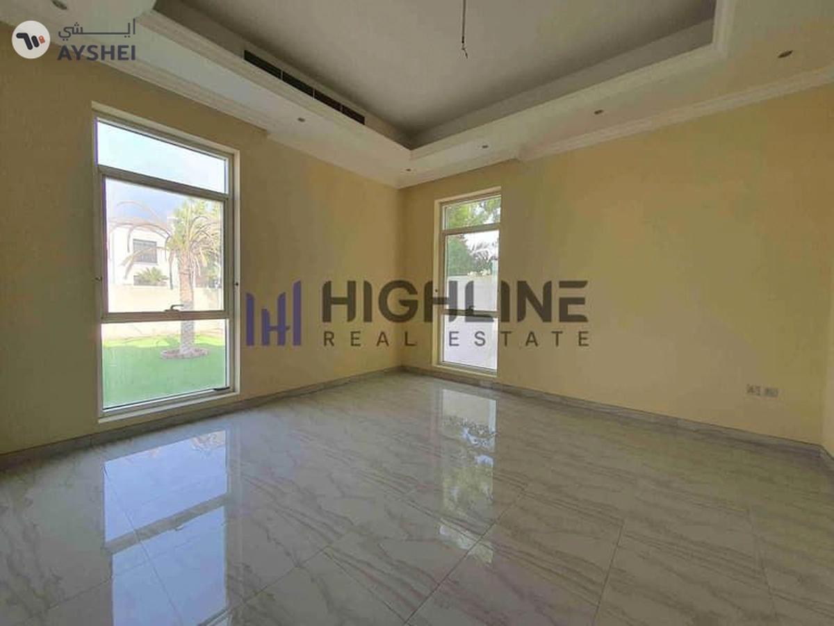 Luxury 5-Bedroom Villa service block & poo-13-13