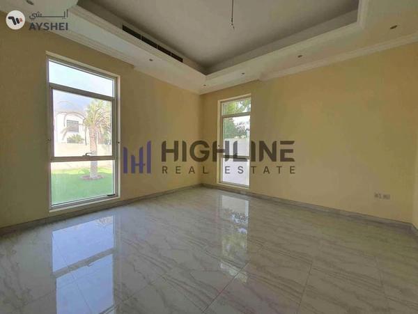 Luxury 5-Bedroom Villa service block & poo