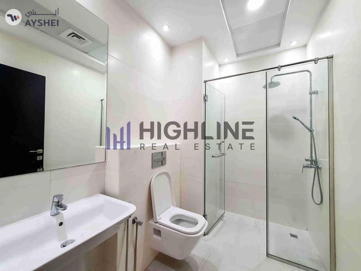 Luxury 5-Bedroom Villa service block & poo-14-14