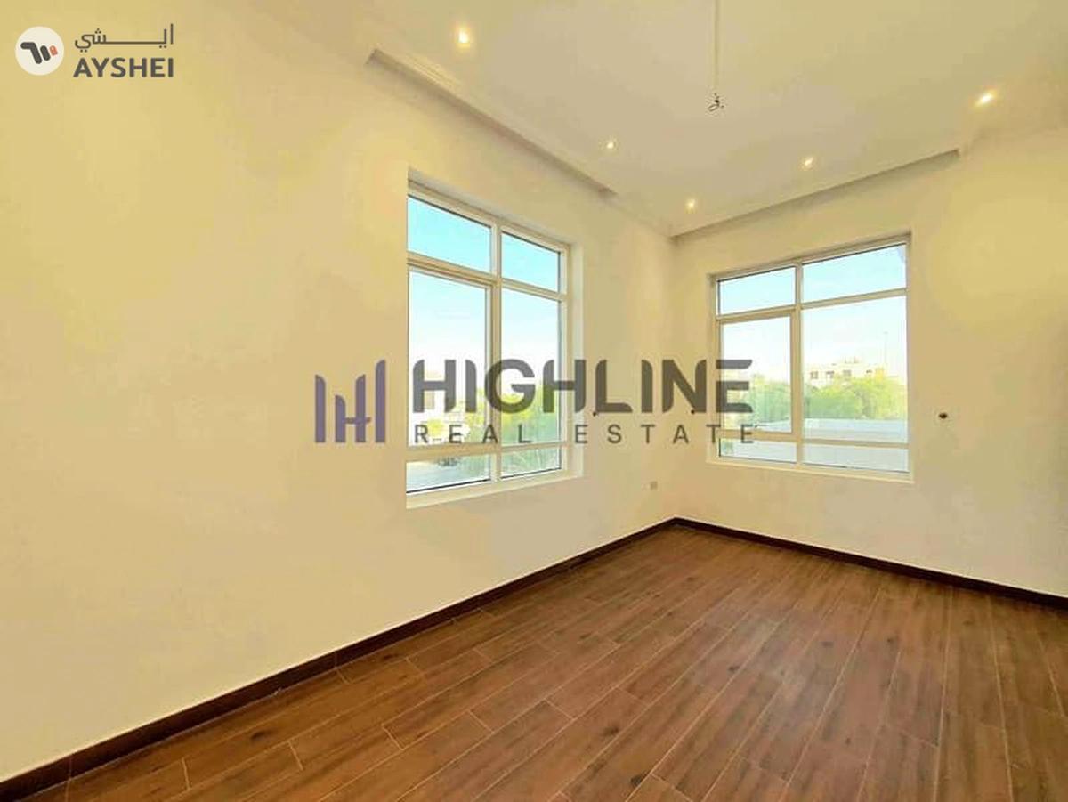 Luxury 5-Bedroom Villa service block & poo-19-19